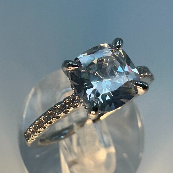 Womens Silver Plated Brass Ring Cubic Zirconia - Picture 12 of 15